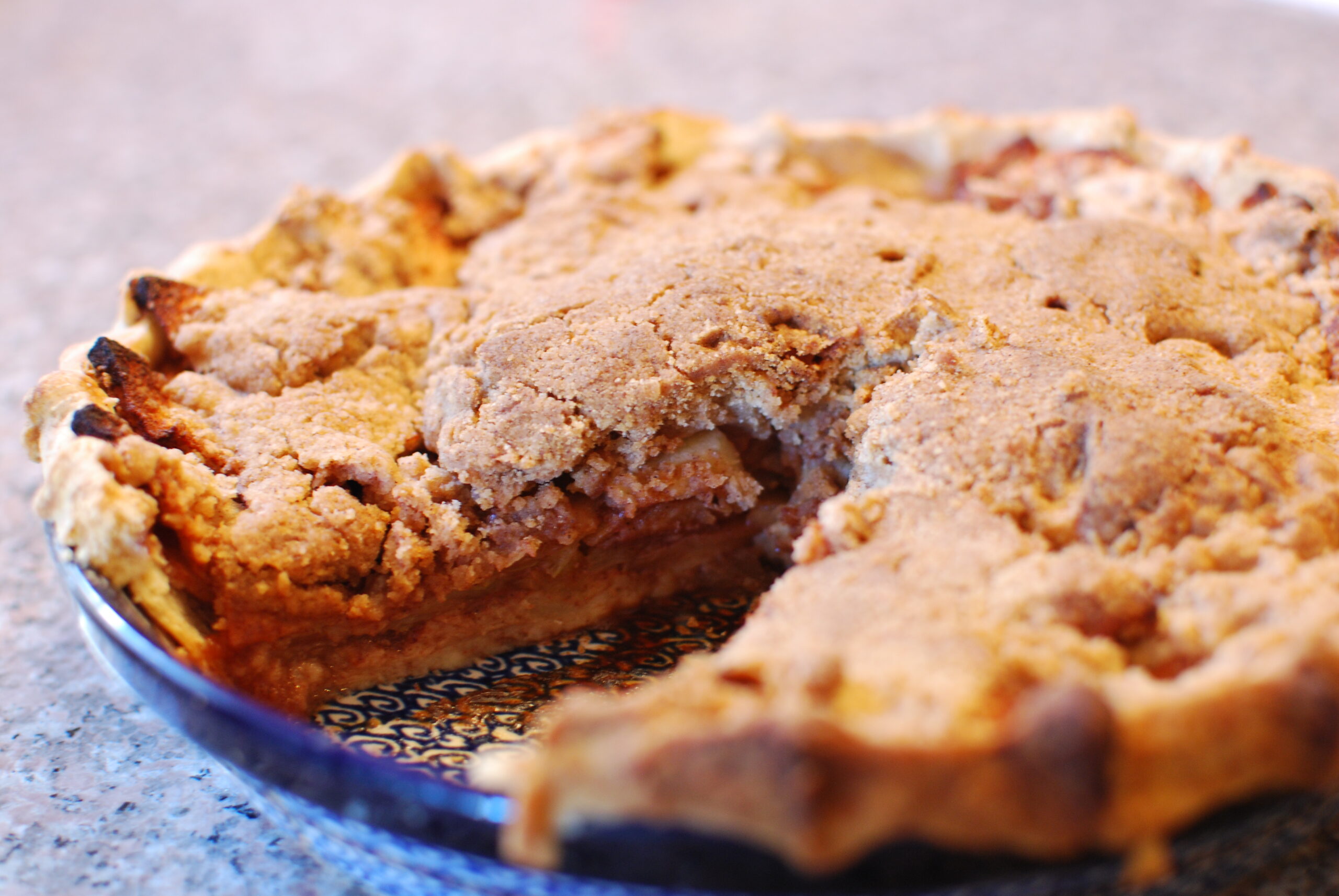 Apple Crumb Pie