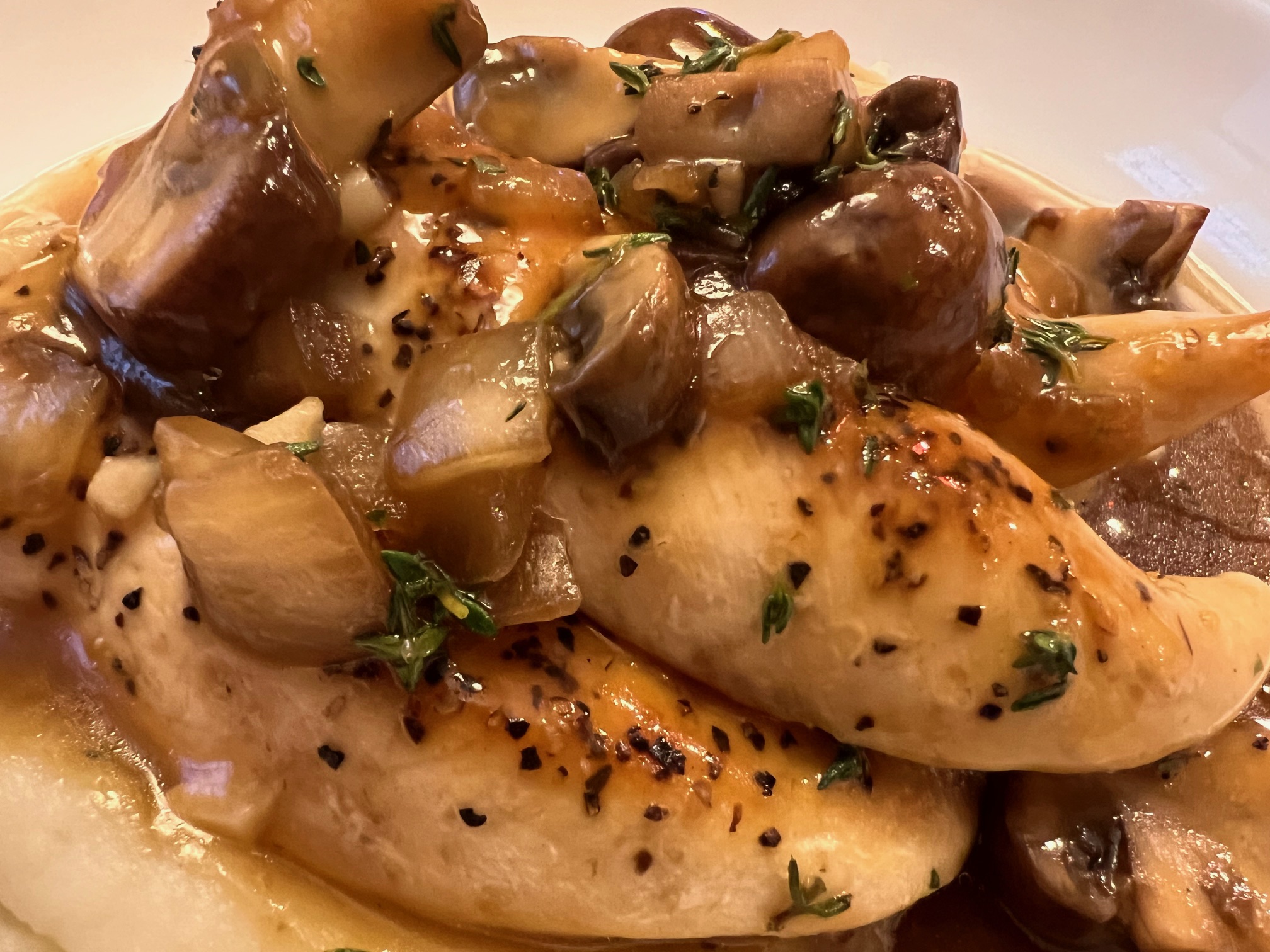 Chicken with Mushroom Gravy